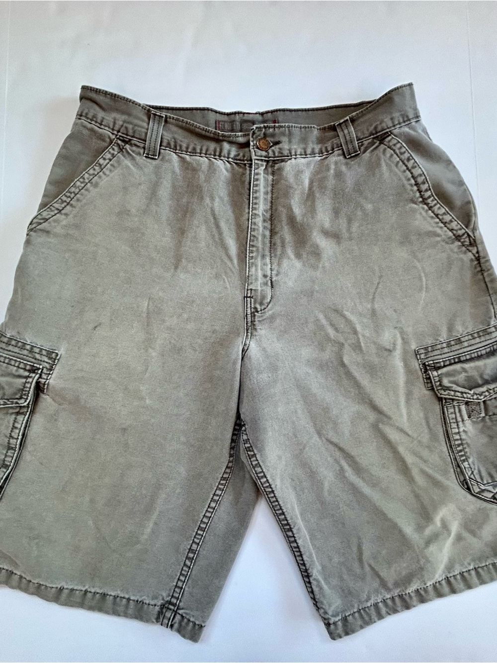 Dickies Men's Cargo Shorts in Olive
